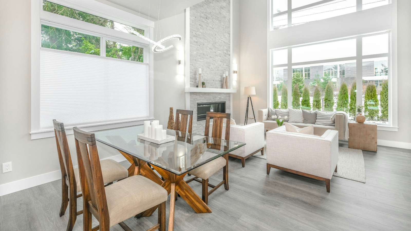 Spacious main room cleaned for a fresh environment