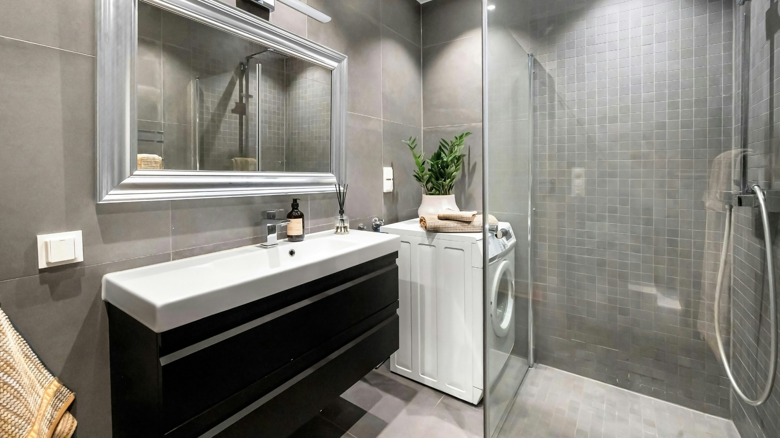 Clean and sanitized bathroom