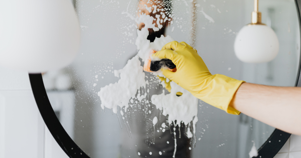 Different between regular and deep cleaning