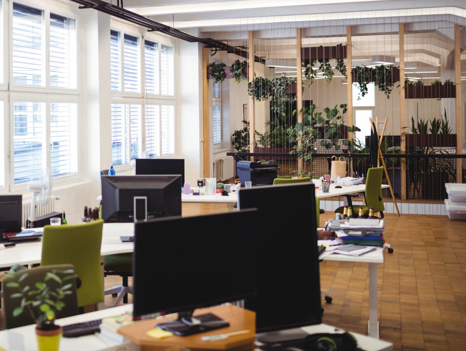 office after a deep cleaning service